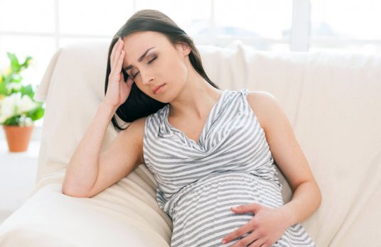 Болит желудок 12 недель беременности что делать